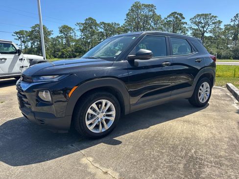 Used 2023 Chevrolet TrailBlazer LS FWD image 7