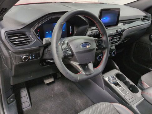 Used 2025 Ford Escape ST-Line image 10