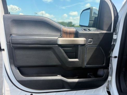 Certified 2020 Ford F150 Lariat RWD image 5