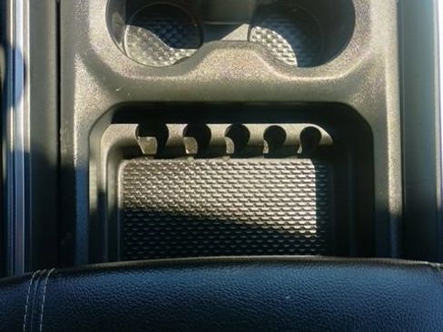 Used 2024 RAM 1500 Big Horn AWD/4WD image 31