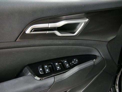 Used 2025 Kia Sportage EX AWD/4WD image 25
