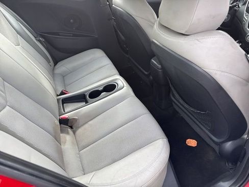 Used 2013 Hyundai Veloster w/ Style Pkg FWD image 11