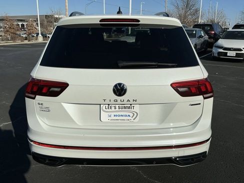 Used 2024 Volkswagen Tiguan SE R-Line image 4