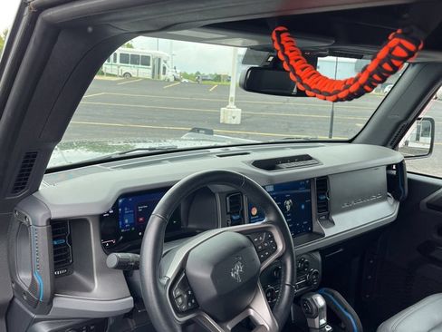 Used 2024 Ford Bronco Black Diamond AWD/4WD image 21