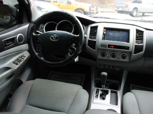 Used 2011 Toyota Tacoma PreRunner w/ TRD Sport Pkg w/JBL Audio image 14