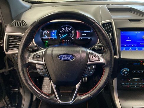 Certified 2020 Ford Edge ST-Line image 18