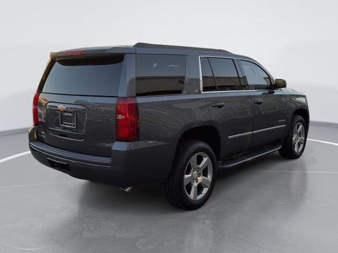 Used 2019 Chevrolet Tahoe LT AWD/4WD image 3