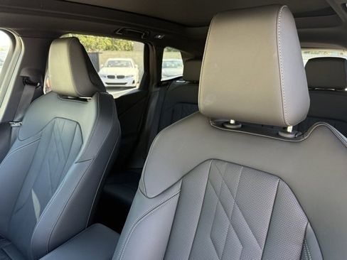 Used 2025 BMW X3 xDrive30i w/ Premium Package image 22