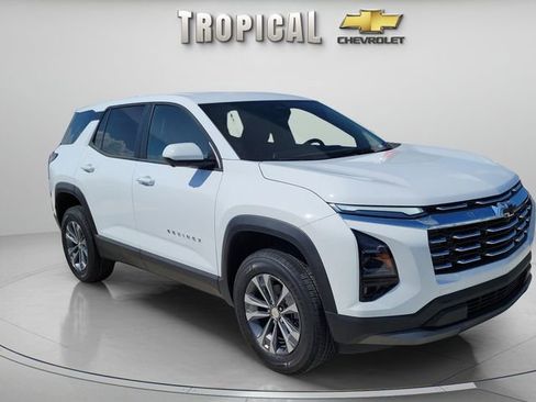 New 2026 Chevrolet Equinox LT w/ Safety and Technology Package image 4