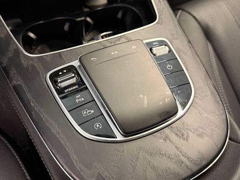 Used 2023 Mercedes-Benz E 350 4MATIC Sedan image 31