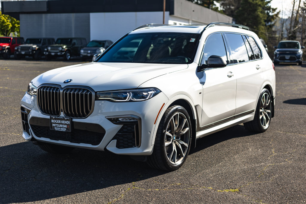 Used 2022 BMW X7 M50i AWD/4WD image 5