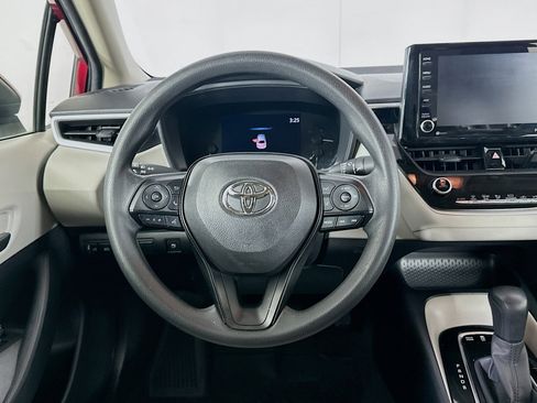 Used 2022 Toyota Corolla LE image 18