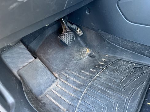 Used 2019 Volkswagen Atlas SE image 17