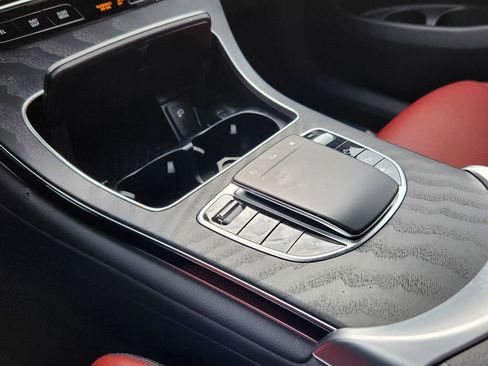 Used 2023 Mercedes-Benz GLC 300 4MATIC Coupe image 19