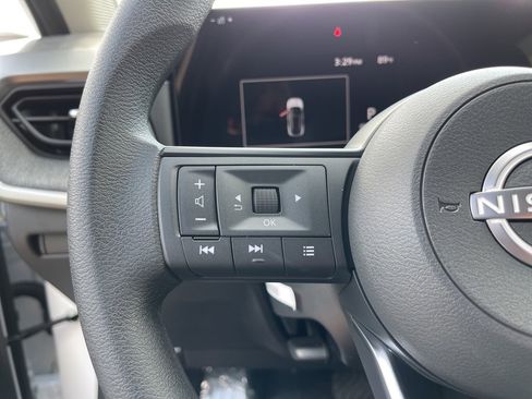 New 2025 Nissan Kicks SV w/ SV Premium Package image 15