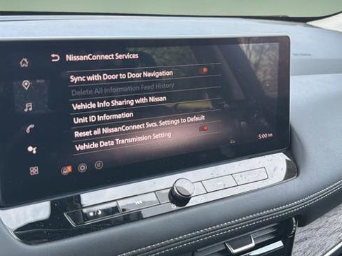 Used 2024 Nissan Rogue Platinum w/ Platinum Premium Package image 25