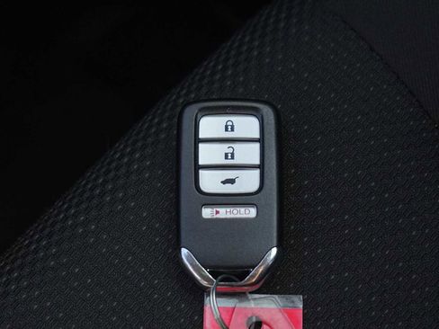 Used 2016 Honda HR-V EX image 28