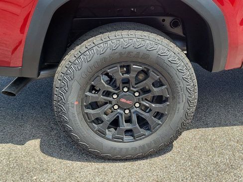 New 2026 GMC Canyon Elevation w/ Convenience Package AWD/4WD image 5