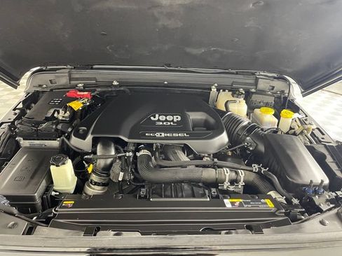 Used 2022 Jeep Wrangler Unlimited Sport AWD/4WD image 22