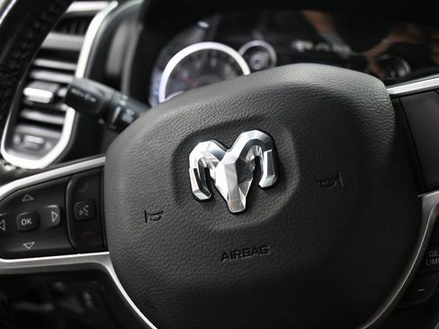 Used 2019 RAM 1500 Big Horn image 35