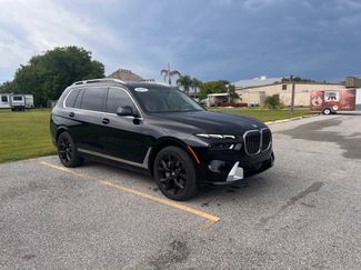 Used 2025 BMW X7 xDrive40i w/ Executive Package AWD/4WD video 1