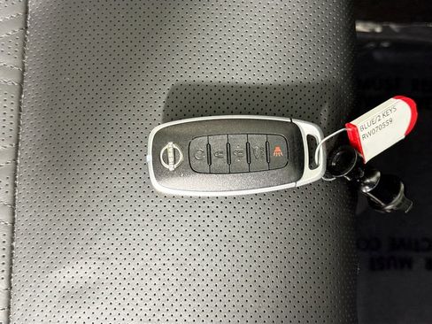 Used 2024 Nissan Rogue Platinum FWD image 42