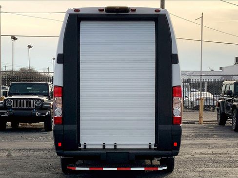 New 2024 RAM ProMaster 3500 w/ Delivery Van Package image 4
