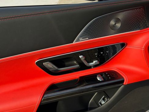 Used 2024 Mercedes-Benz AMG GT 63 image 13