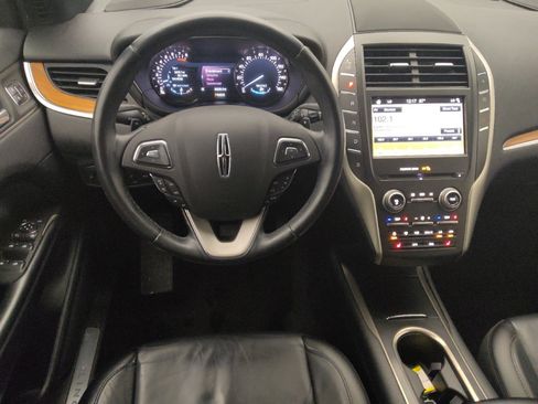 Used 2017 Lincoln MKC Select w/ Select Plus Package image 22