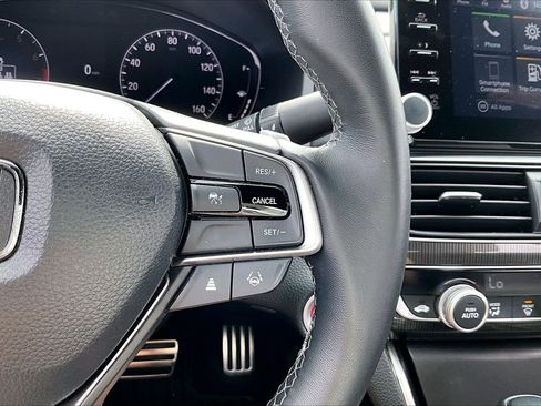 Used 2022 Honda Accord Sport image 28
