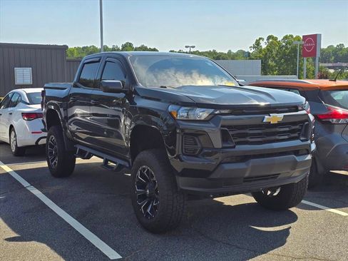 Used 2023 Chevrolet Colorado LT RWD image 9