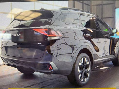 Used 2023 Kia Sportage X-Line w/ X-Line Premium Package AWD/4WD image 4