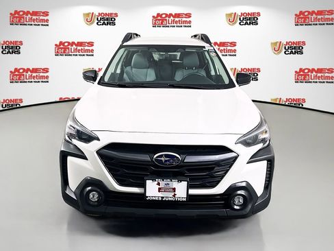 Used 2024 Subaru Outback Premium AWD/4WD image 11