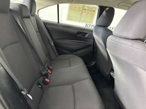 Used 2025 Toyota Corolla LE image 23