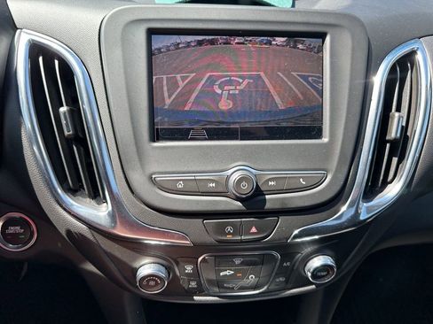 Certified 2022 Chevrolet Equinox LT FWD image 11