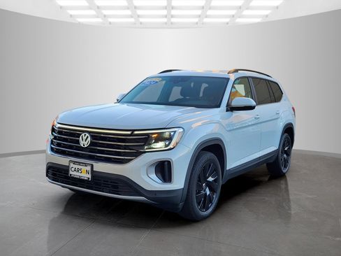 Used 2024 Volkswagen Atlas SE FWD image 3