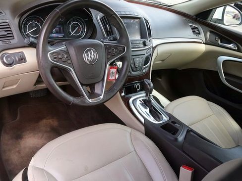Used 2016 Buick Regal image 13