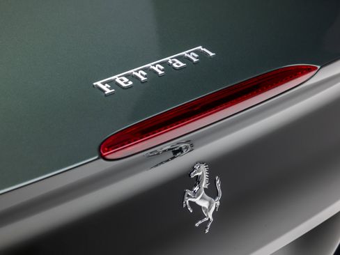 Certified 2019 Ferrari Portofino RWD image 35