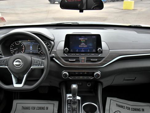 Used 2023 Nissan Altima 2.5 SV image 34