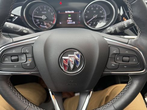 Used 2022 Buick Encore GX Essence w/ Experience Buick Package image 22