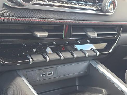 New 2026 Chevrolet Colorado Z71 w/ Z71 Convenience Package 2 image 26