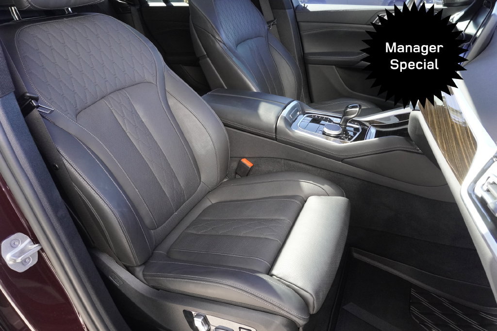 Used 2021 BMW X6 M50i AWD/4WD image 24