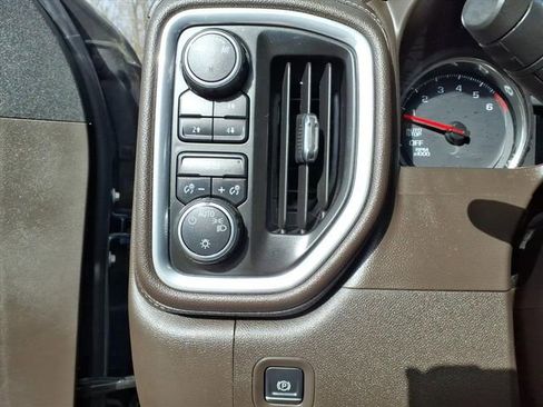 Used 2019 Chevrolet Silverado 1500 LT w/ All-Star Edition image 13