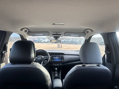 Used 2024 Nissan Kicks SR w/ SR Premium Package FWD image 30
