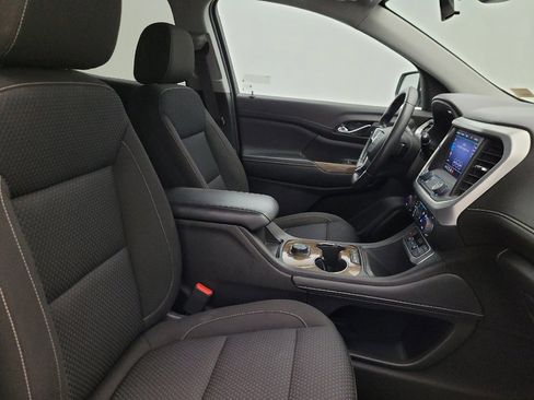 Used 2022 GMC Acadia SLE FWD image 21