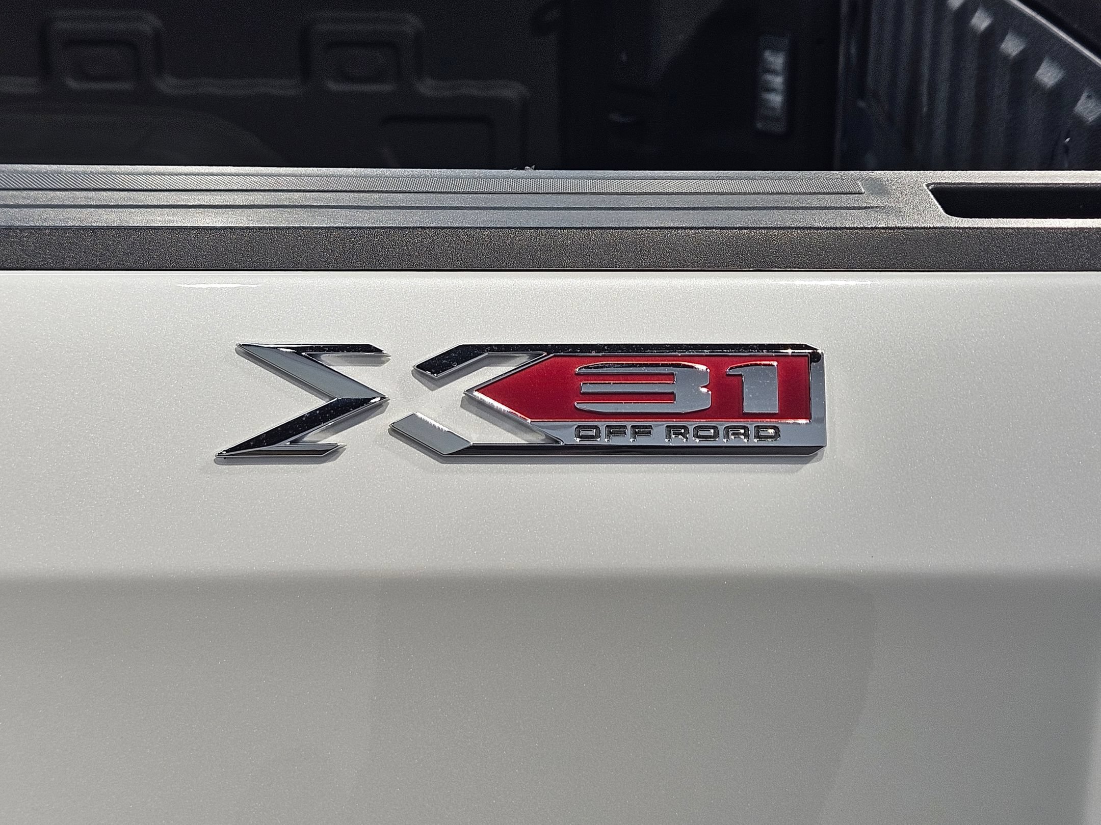 Used 2020 GMC Sierra 1500 SLT AWD/4WD image 30