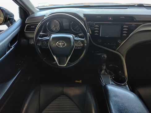 Used 2019 Toyota Camry L image 18