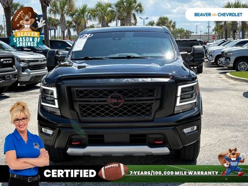 Used 2024 Nissan Titan PRO-4X w/ Pro-4x Convenience Package AWD/4WD image 3