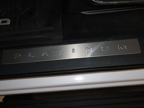 Used 2025 Ford F150 Platinum image 7