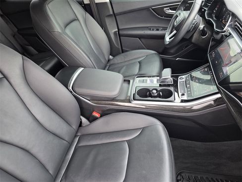 Used 2023 Audi Q7 3.0T Premium Plus w/ Premium Plus Package image 12